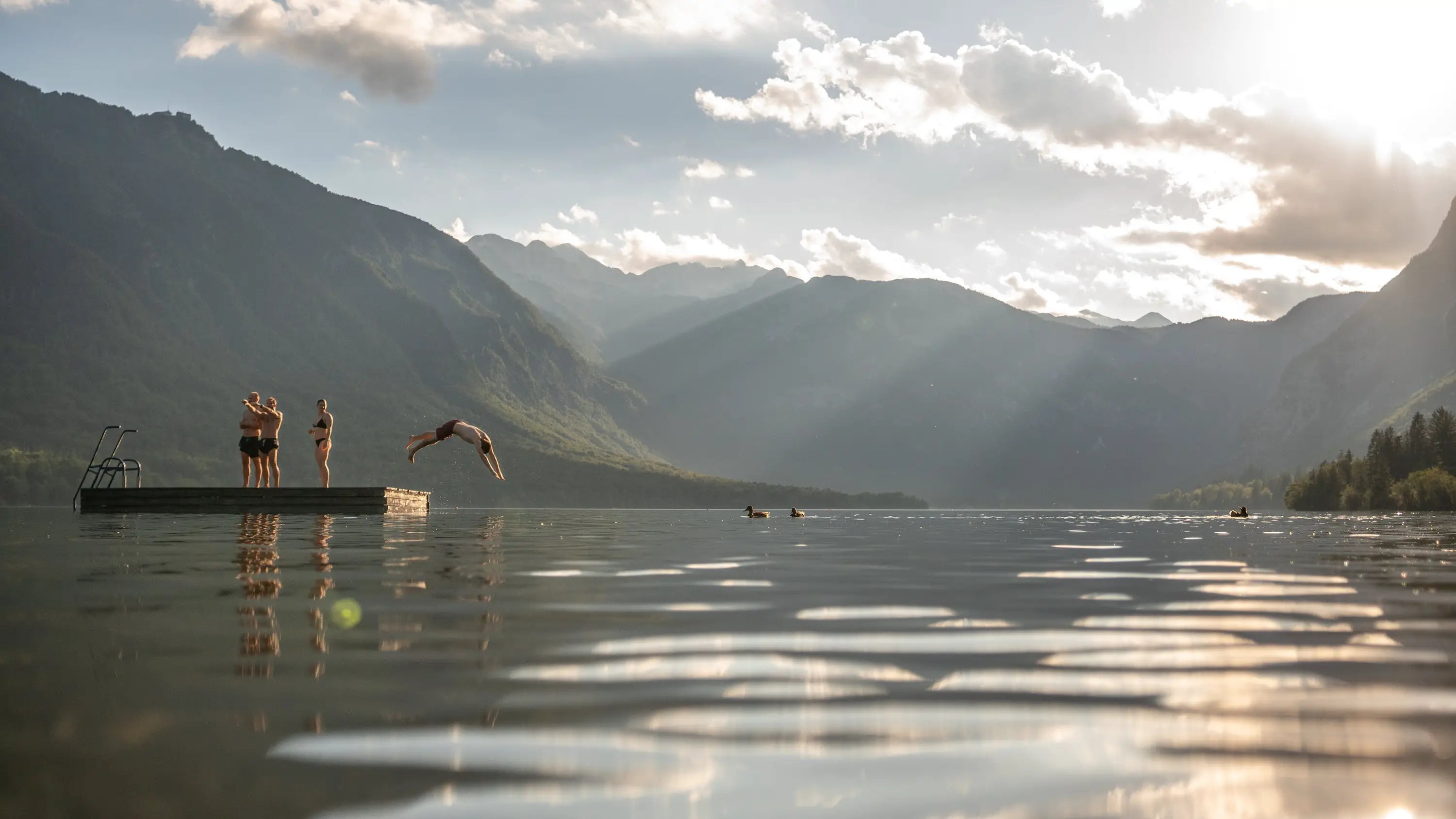 The Top 10 Wild Swimming Spots in the UK - crocpak.com