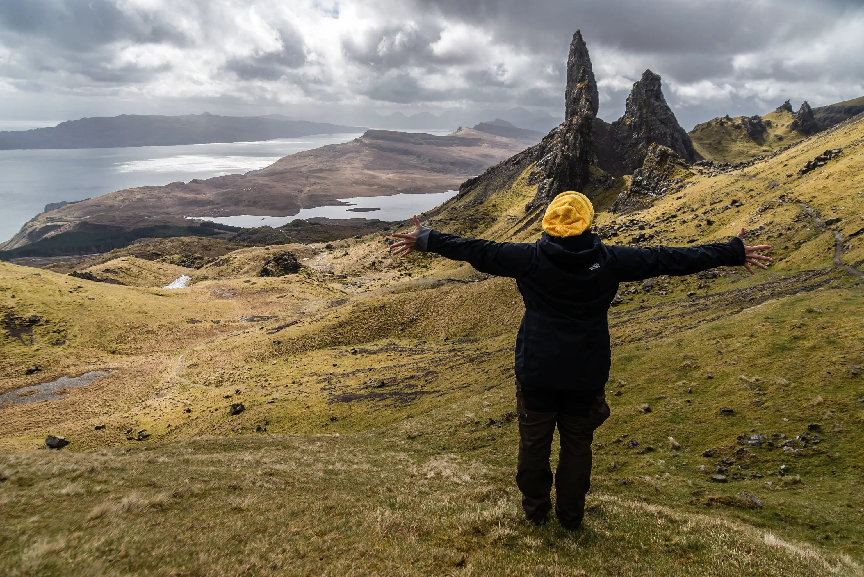 Highland Hiking: A Guide to Packing for a Weekend Trek in Scotland - crocpak.com