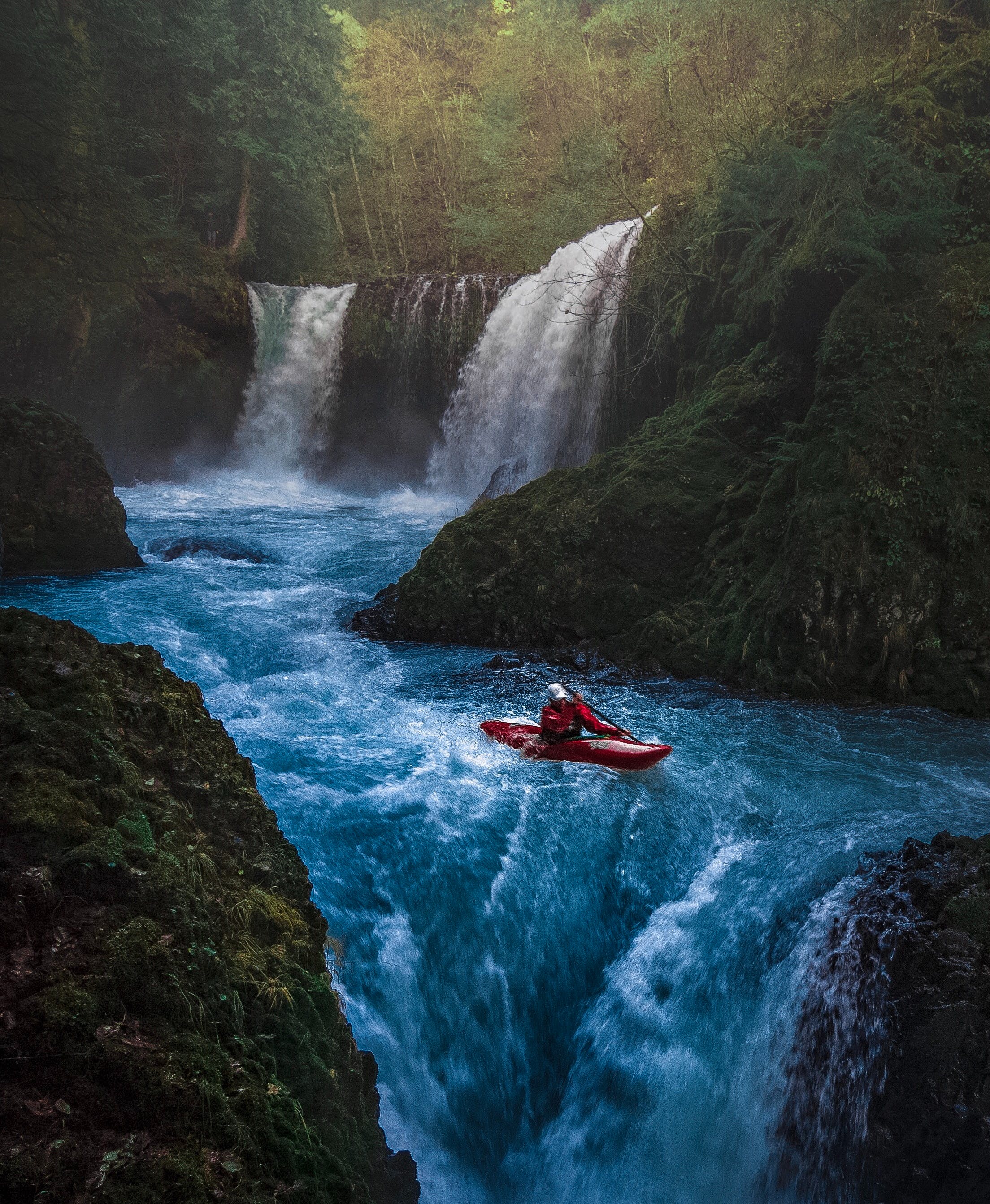 The Definitive Guide to Choosing the Best Dry Bag for Kayaking - crocpak.com